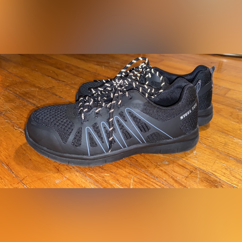 Women’s Steel Toe Sneakers